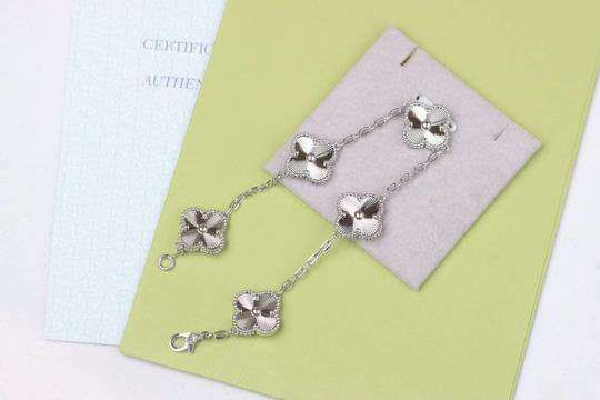 Picture of Van Cleef Arpels Bracelet _SKUVanCleef&Arpelsbraceletlyh0516291